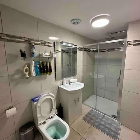 1 Bedroom Дублин